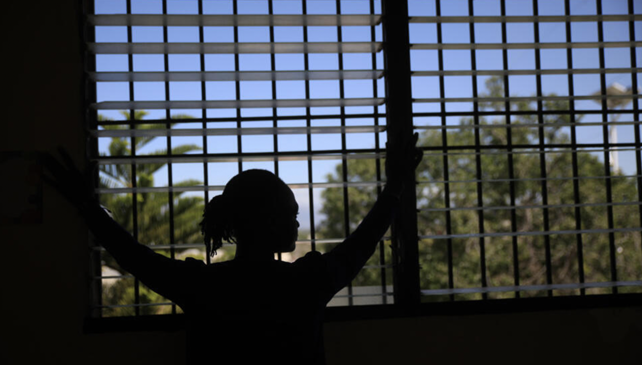 «Coudre les blessures»: Donner la parole aux femmes, un cri de révolte contre les violences